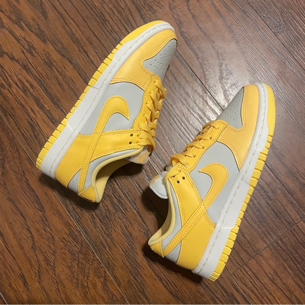 Nike Dunk Low “Citron Pulse” - Picture 2 of 5